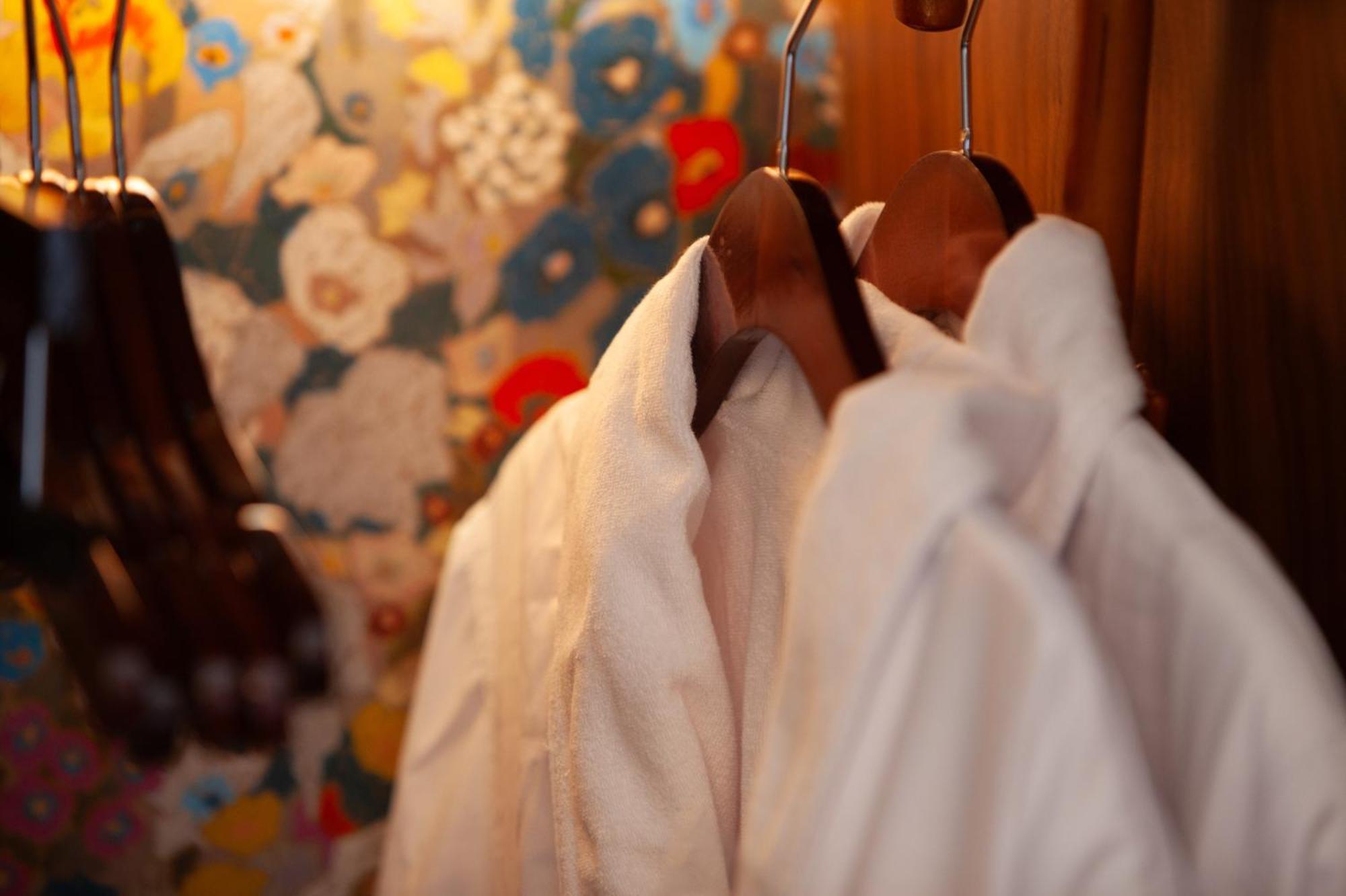 The Flat Iron Hotel アシュビル エクステリア 写真